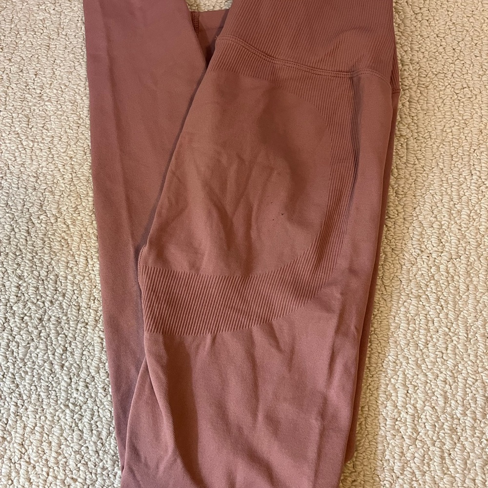 PINK Victoria's Secret Blush Leggings
